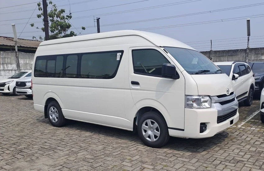 Hiace E4